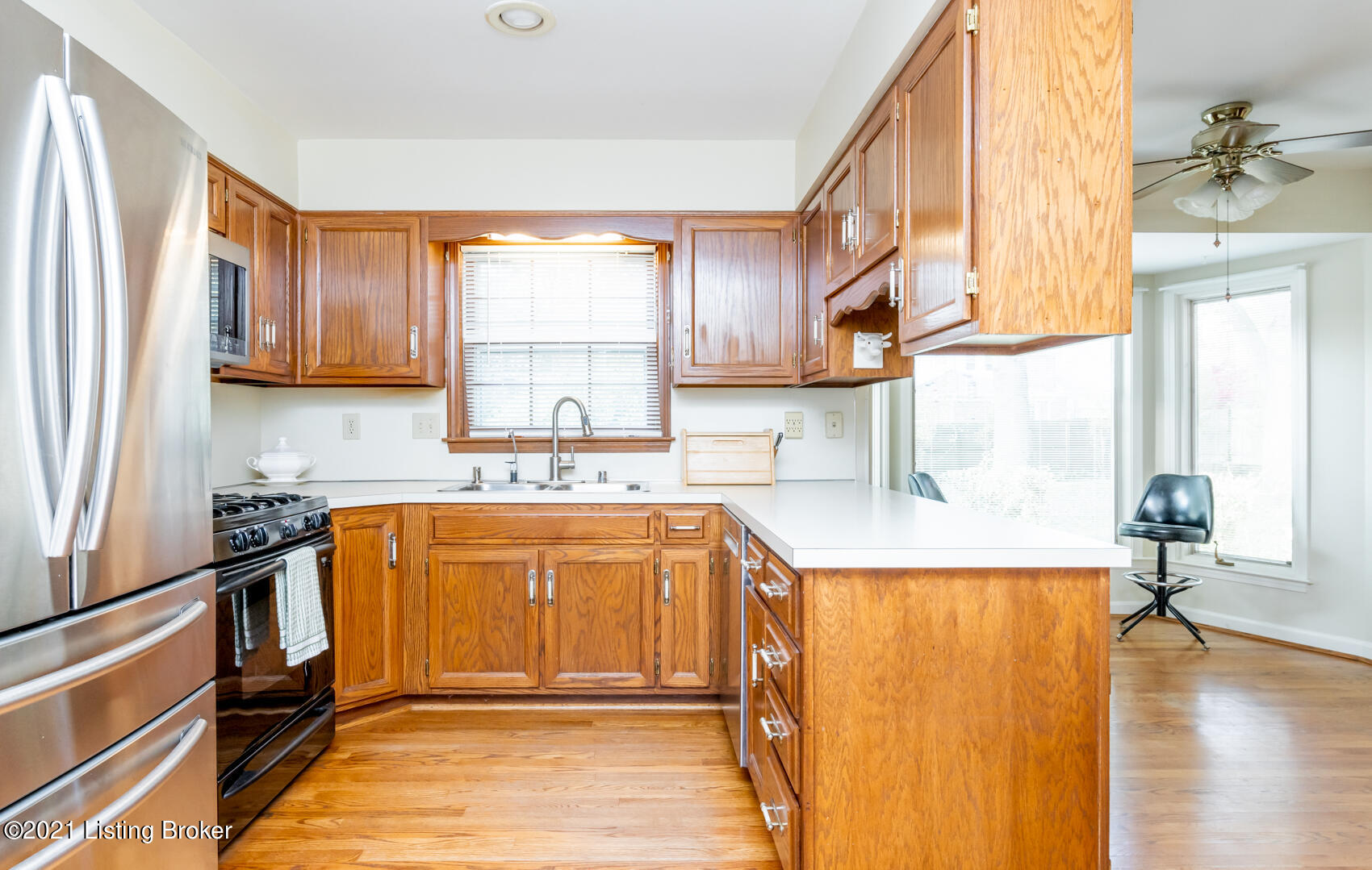 5802 Timber Ridge Drive Prospect, KY 40059 - Photo 8 of 20 Kitchen