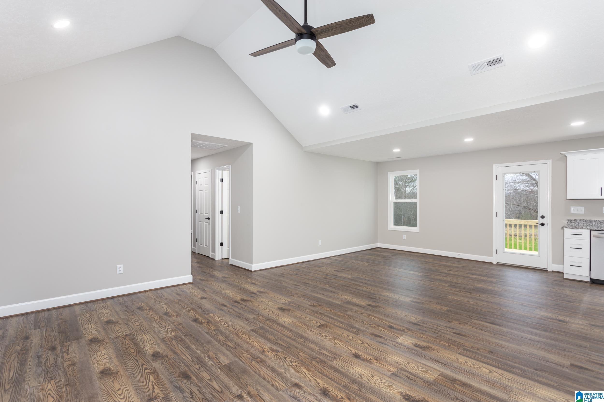85 Grants Road Ohatchee, AL 36271 - Photo 8 of 36