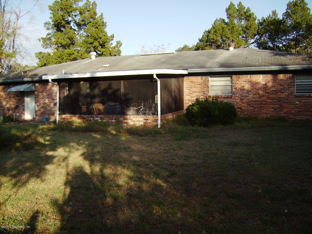8806 Brierwood Road Jacksonville, FL 32257 - Photo 18 of 20 Backyard