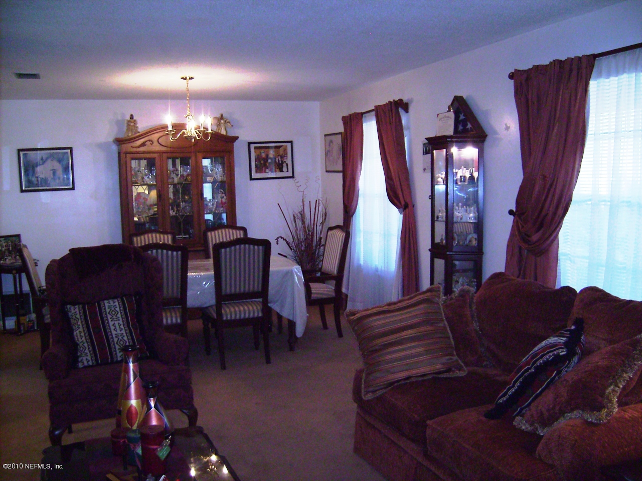 8806 Brierwood Road Jacksonville, FL 32257 - Photo 6 of 20 Living/Dining Combo
