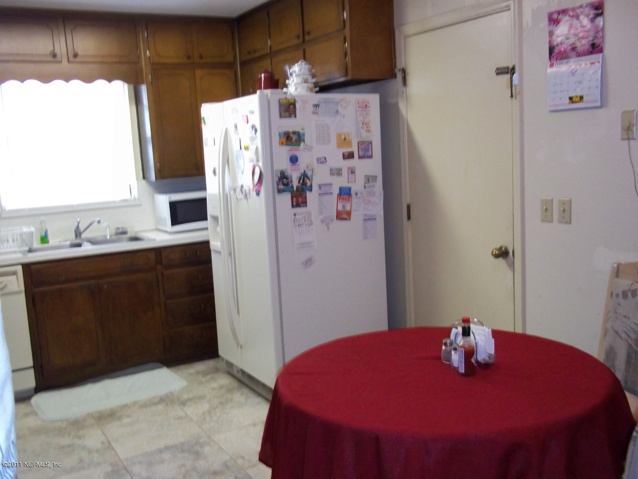 8806 Brierwood Road Jacksonville, FL 32257 - Photo 9 of 20 Eat In Kitchen