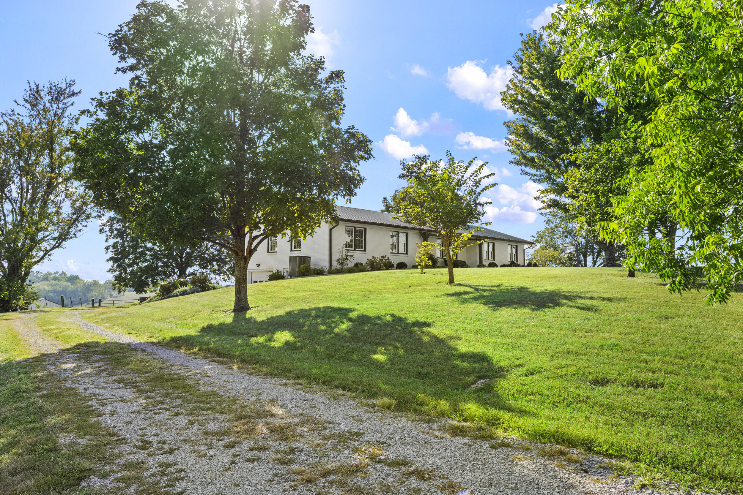 1039 Cole Road Winchester, KY 40391 - Photo 12 of 75 71_1e3a9315