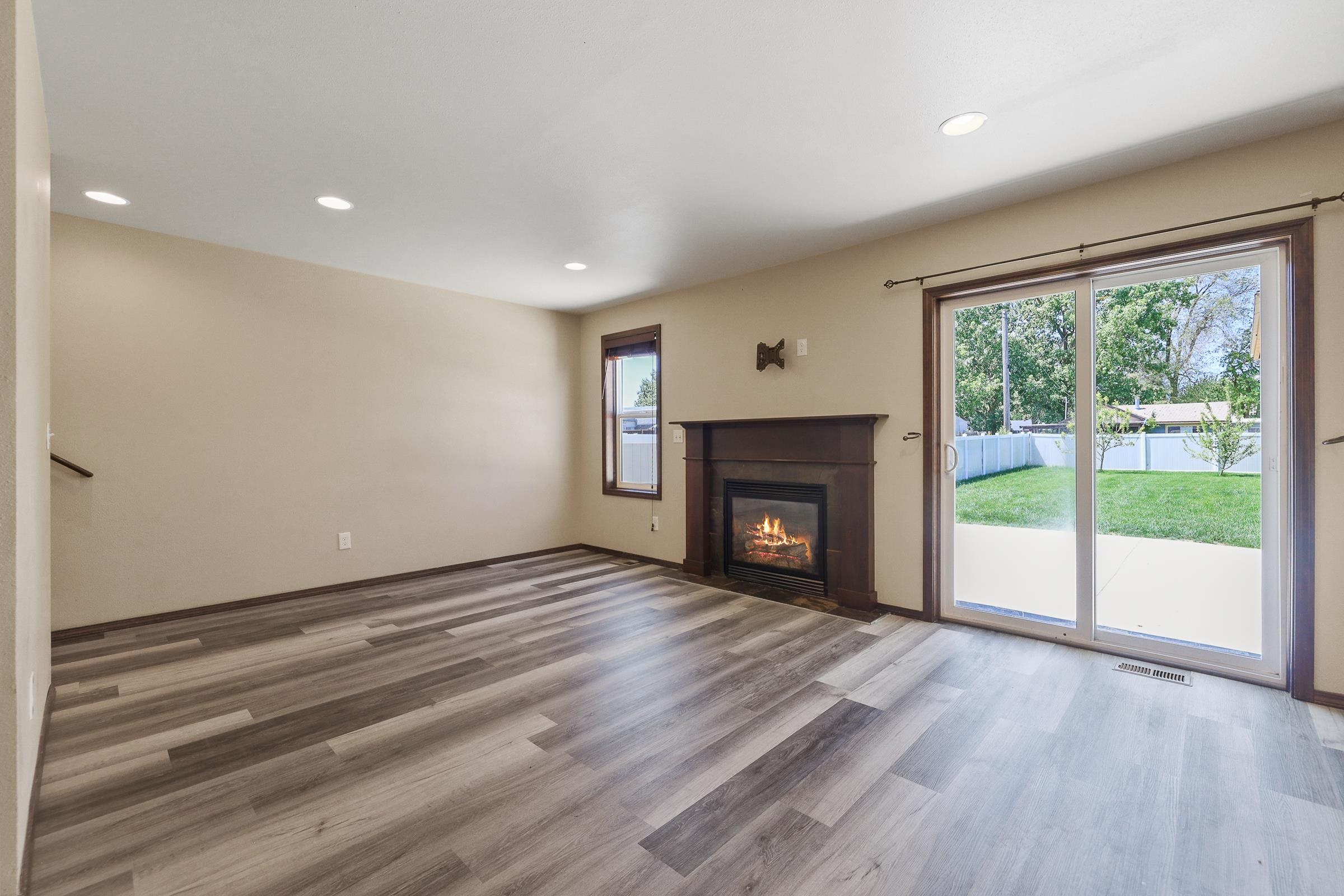 1108 South Progress Road Spokane Valley, WA 99037 - Photo 5 of 32