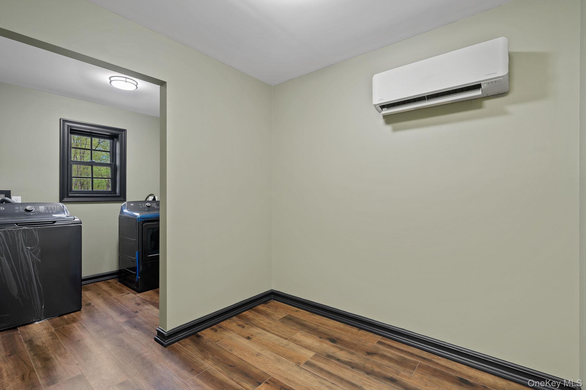 660 South Plank Road Newburgh, NY 12550 - Photo 27 of 50 a view of a hallway with closet