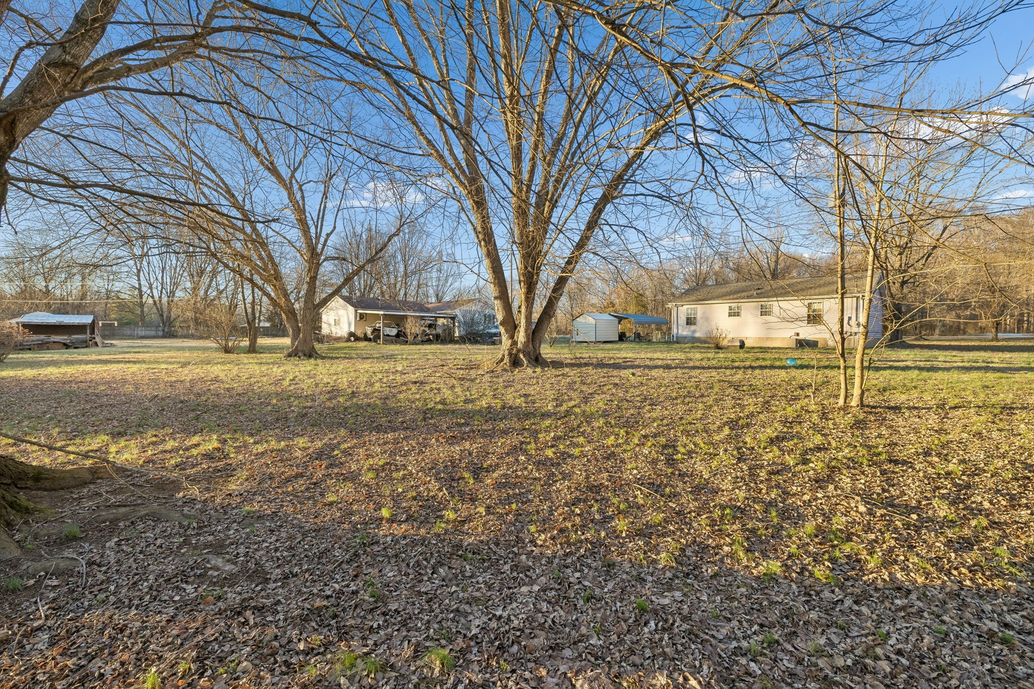 1337 Oaklawn Road Chapmansboro, TN 37035 - Photo 25 of 29