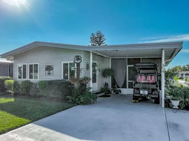 $194,900 | 1359 Windsor Street, Tavares, FL 32778