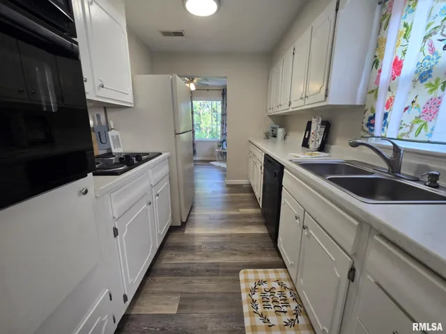 $116,900 | 2805 College Street, Mount Vernon, IL 62864