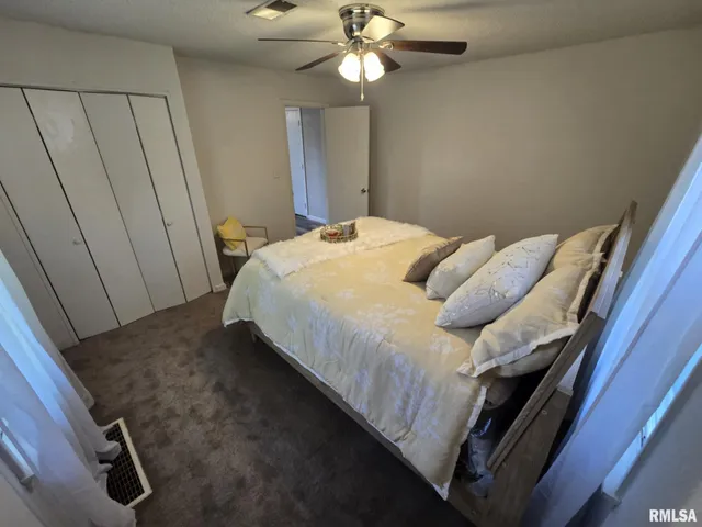 $116,900 | 2805 College Street, Mount Vernon, IL 62864