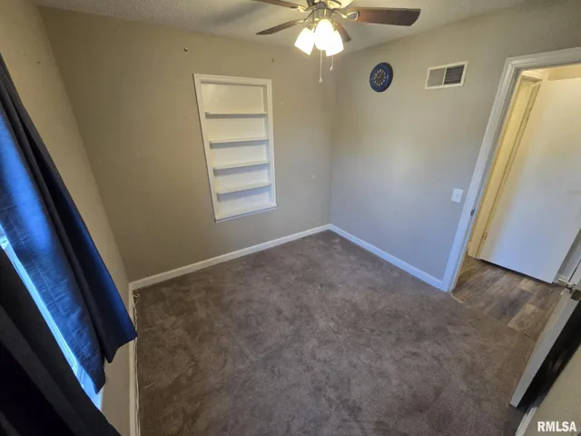 $116,900 | 2805 College Street, Mount Vernon, IL 62864