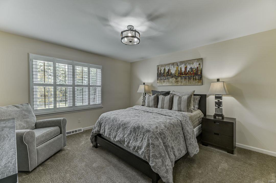 12609 Conway Road Creve Coeur, MO 63141 - Photo 17 of 25 Gallery Image 17