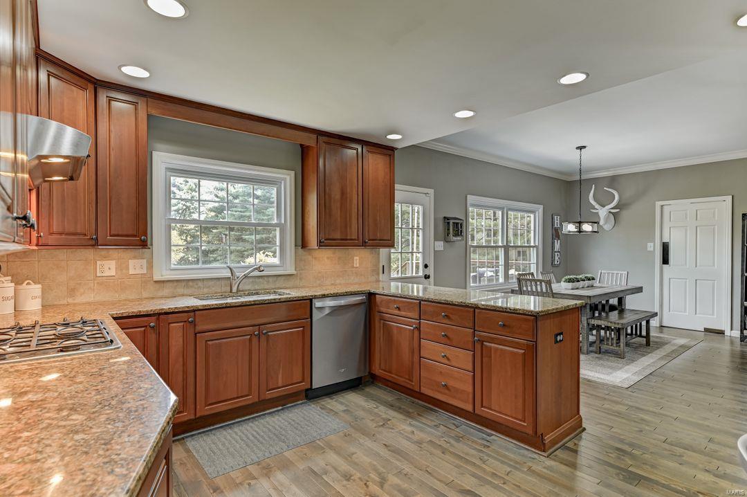 12609 Conway Road Creve Coeur, MO 63141 - Photo 6 of 25 Gallery Image 6