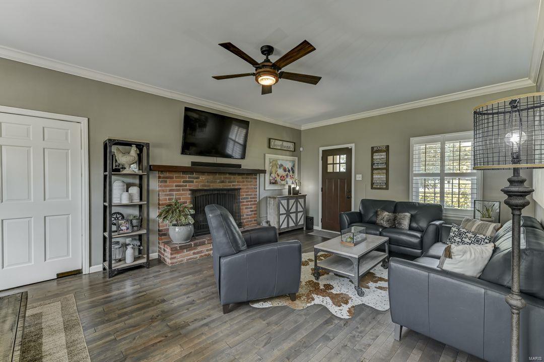 12609 Conway Road Creve Coeur, MO 63141 - Photo 10 of 25 Gallery Image 10
