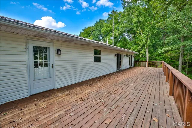 $500,000 | 76 Furness Lane, Hillsboro, IL 62049