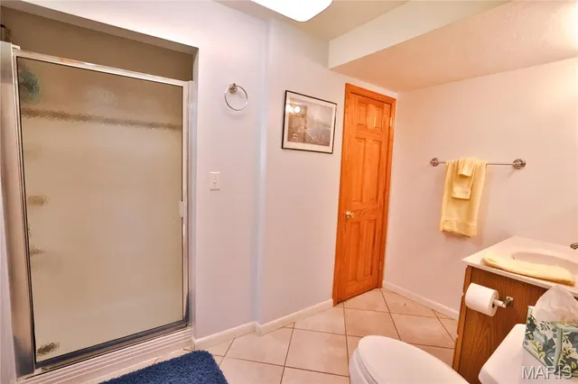 $500,000 | 76 Furness Lane, Hillsboro, IL 62049