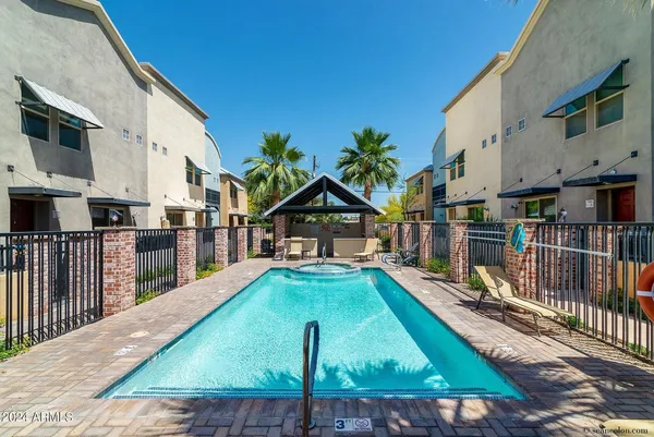 $2,295 | 1406 West Main Street, Unit 104, Mesa, AZ 85201