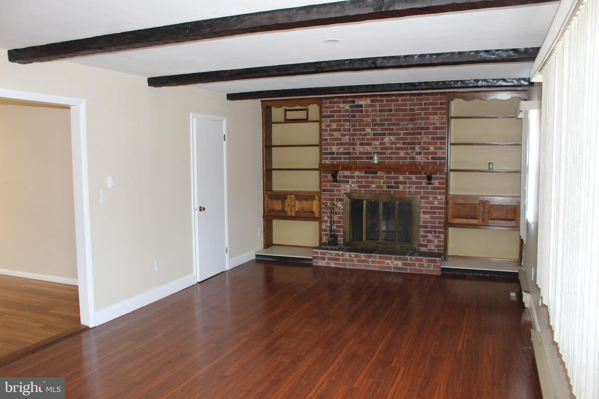 6604 Old Shawnee Road Milford, DE 19963 - Photo 3 of 29 Living Room View from Front Door