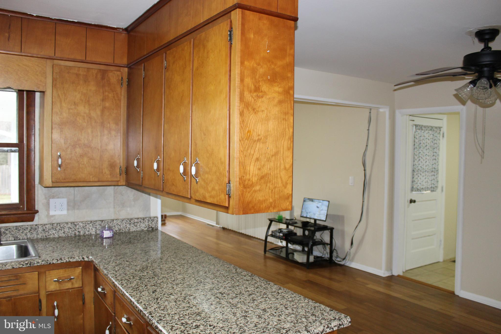 6604 Old Shawnee Road Milford, DE 19963 - Photo 9 of 29 Kitchen