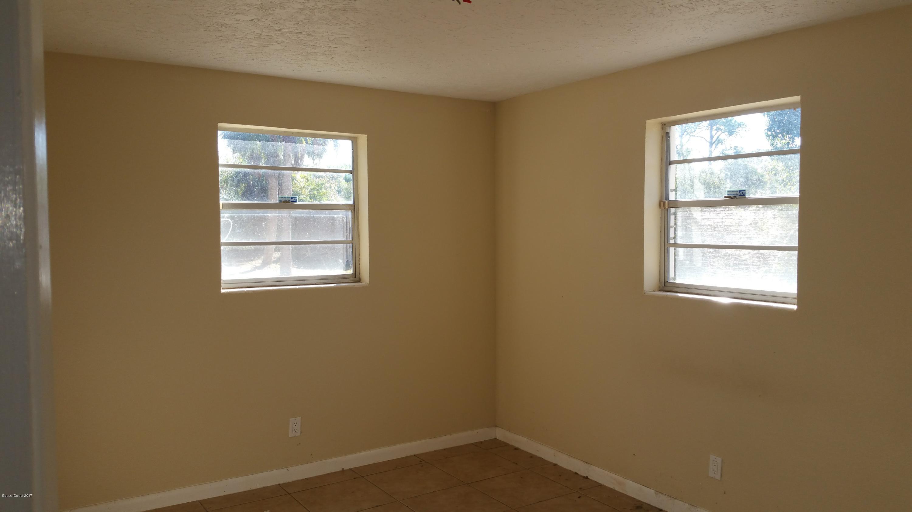 1725 Harlock Road Melbourne, FL 32934 - Photo 11 of 11 Harlock room