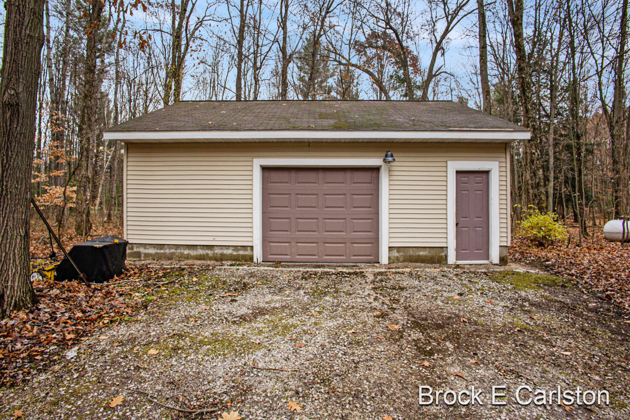 1977 East Michillinda Road Twin Lake, MI 49457 - Photo 6 of 35 QJ1A0202