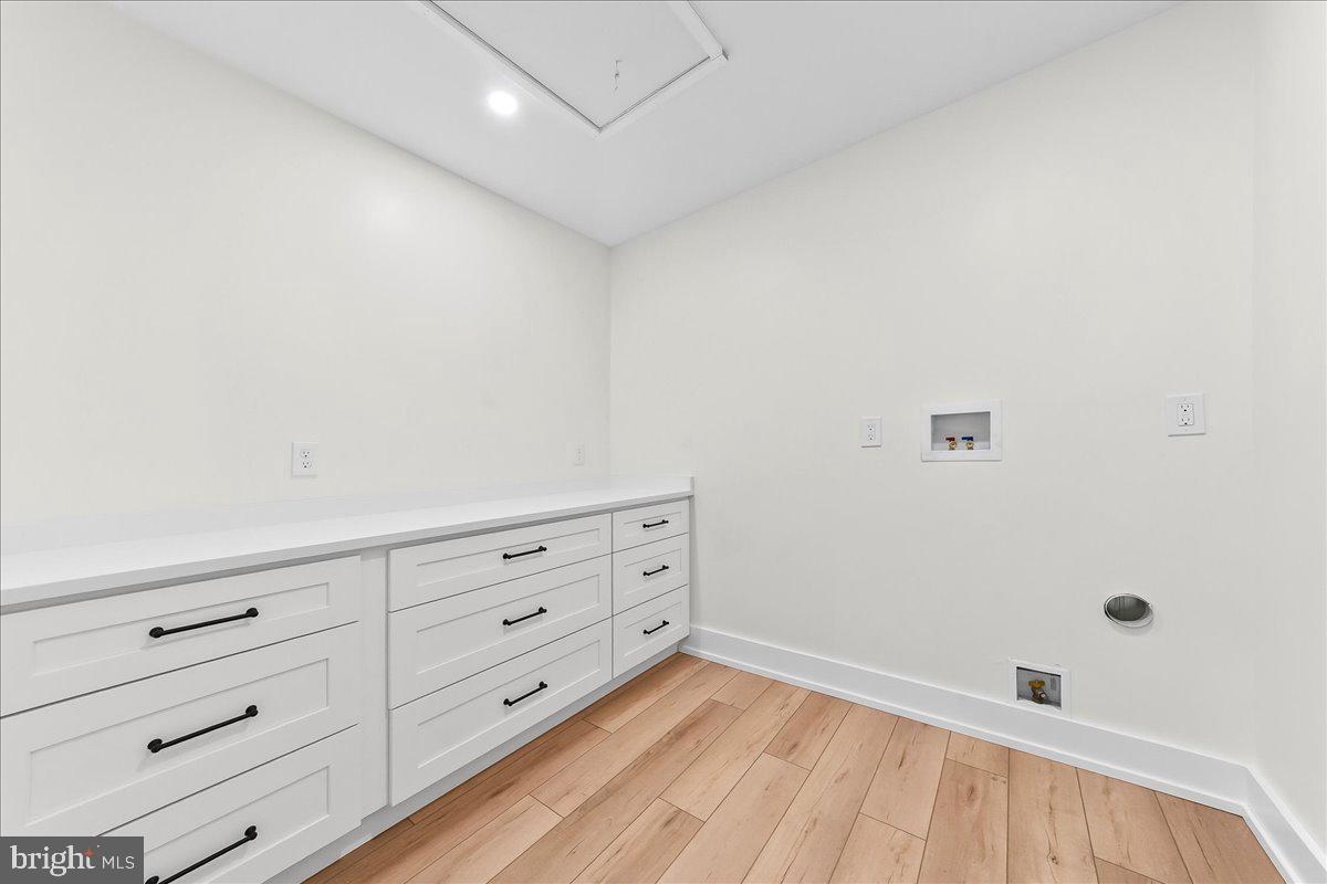 1008 Richmond Road Broomall, PA 19008 - Photo 19 of 57 Laundry room, upper level