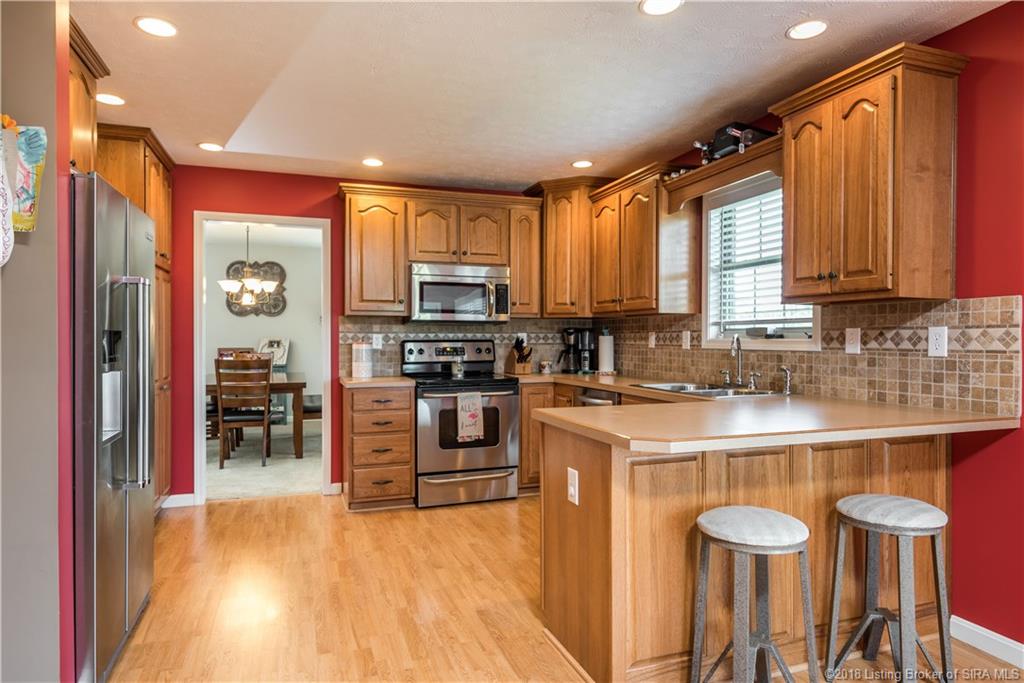 10817 Banet Road Floyds Knobs, IN 47119 - Photo 9 of 53 Gallery Image 9