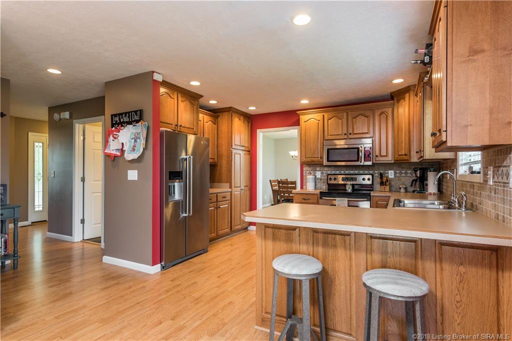 10817 Banet Road Floyds Knobs, IN 47119 - Photo 10 of 53 Gallery Image 10