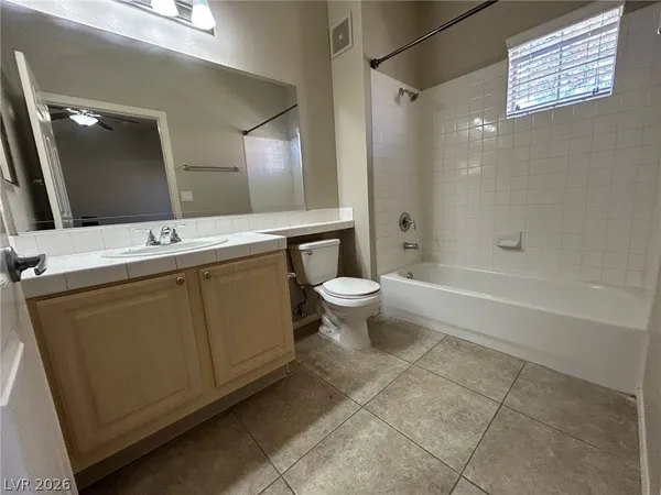 $1,495 | 5250 South Rainbow Boulevard, Unit 2137, Las Vegas, NV 89118