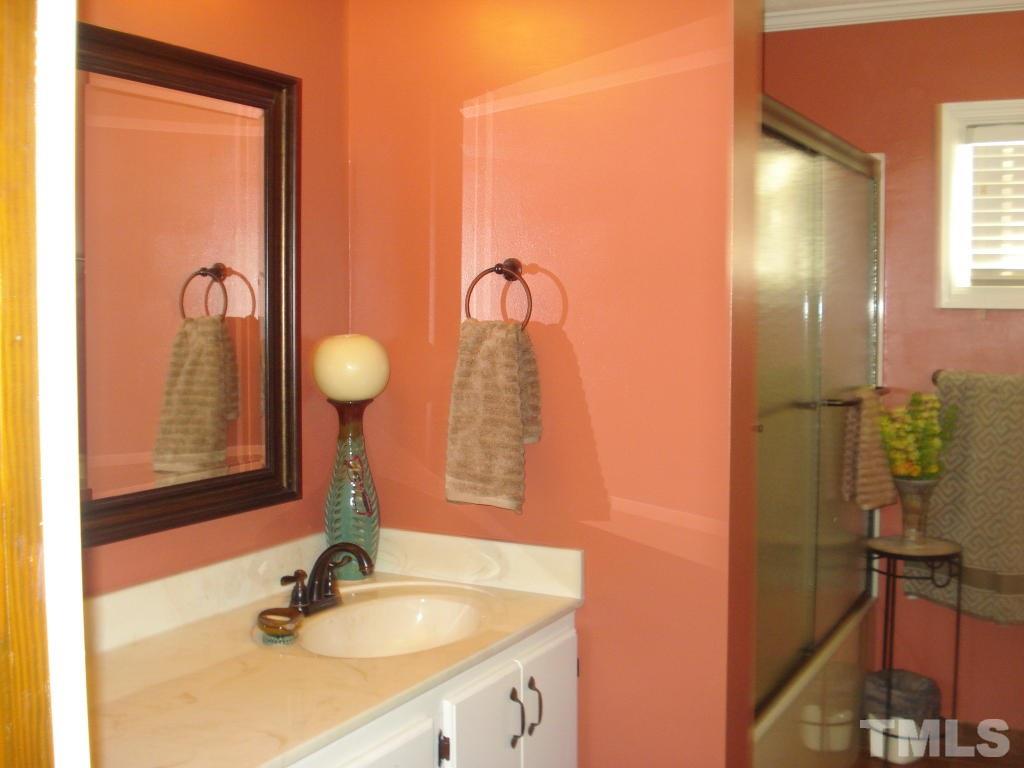 494 Hobson Road Dunn, NC 28334 - Photo 11 of 25