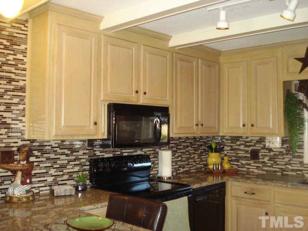 494 Hobson Road Dunn, NC 28334 - Photo 6 of 25