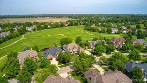 $949,900 | 2460 Bird Lane, Batavia, IL 60510