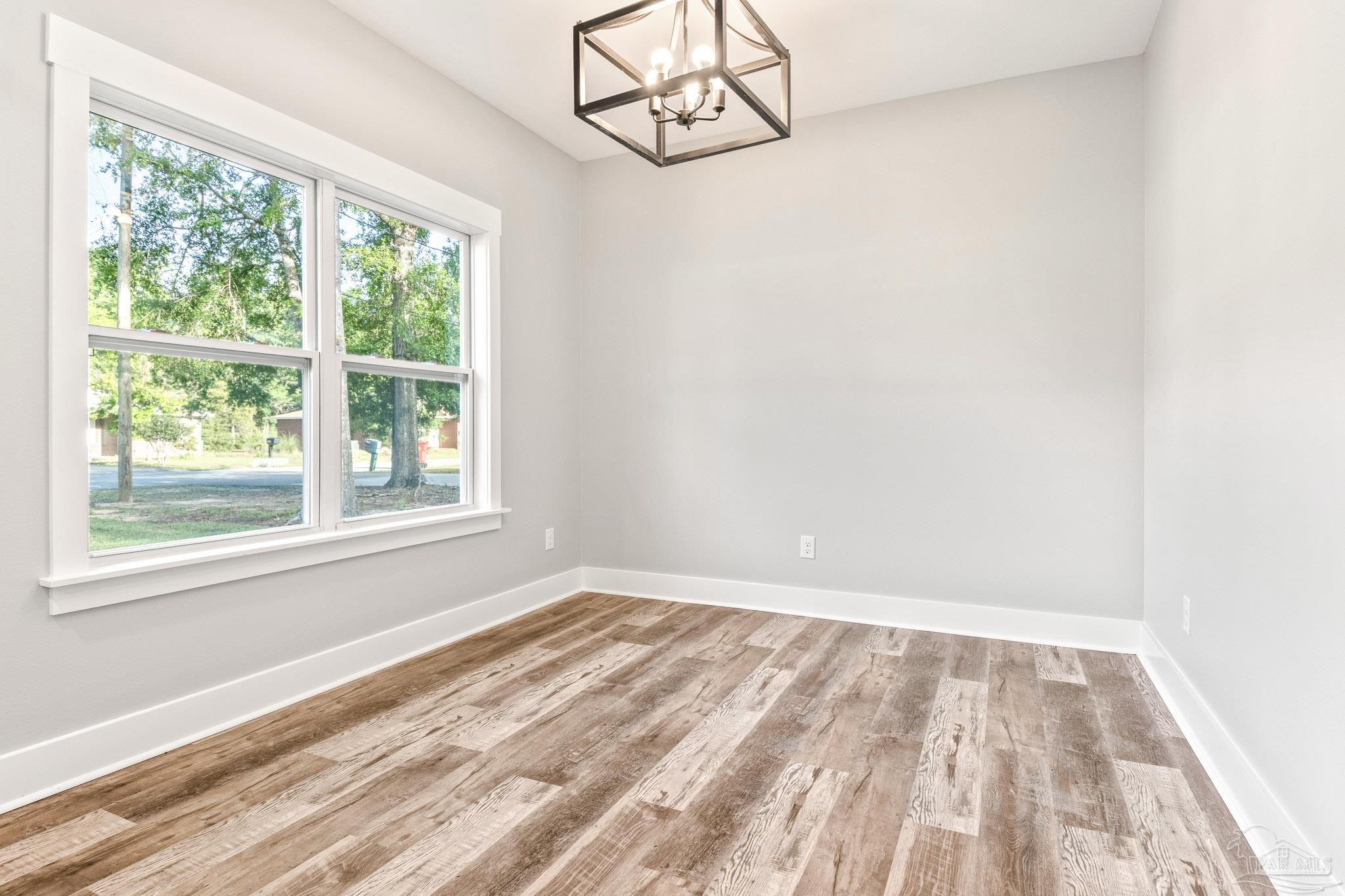 5704 Meadow Road Milton, FL 32583 - Photo 13 of 41 Gallery Image 13