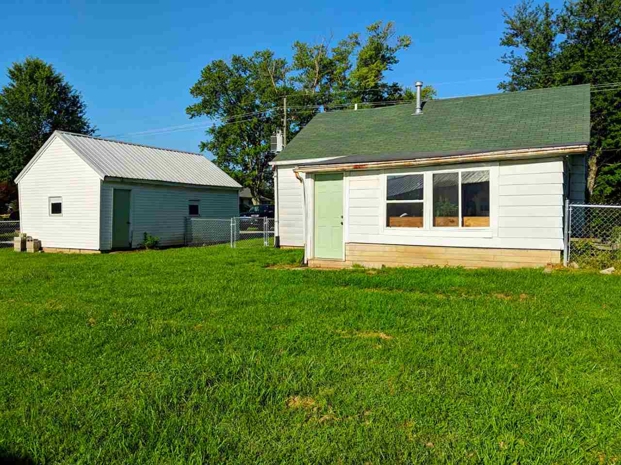 5549 South Handy Road Bloomington, IN 47401 - Photo 16 of 19