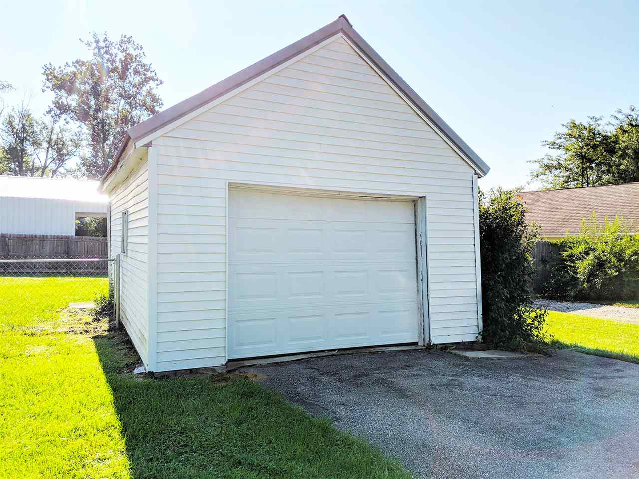 5549 South Handy Road Bloomington, IN 47401 - Photo 17 of 19