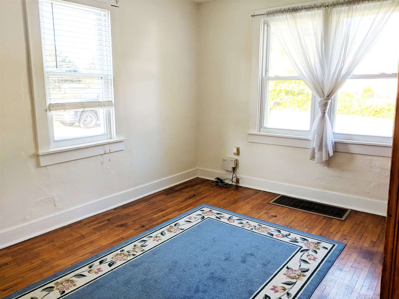 5549 South Handy Road Bloomington, IN 47401 - Photo 9 of 19