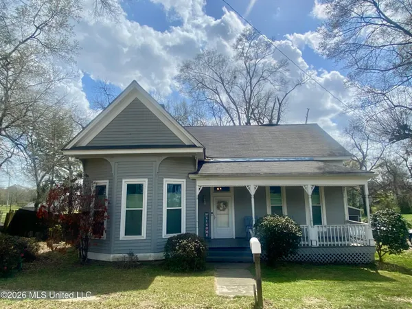 $158,000 | 106 Ainsworth Street, Hazlehurst, MS 39083