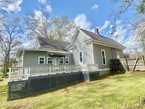 $158,000 | 106 Ainsworth Street, Hazlehurst, MS 39083