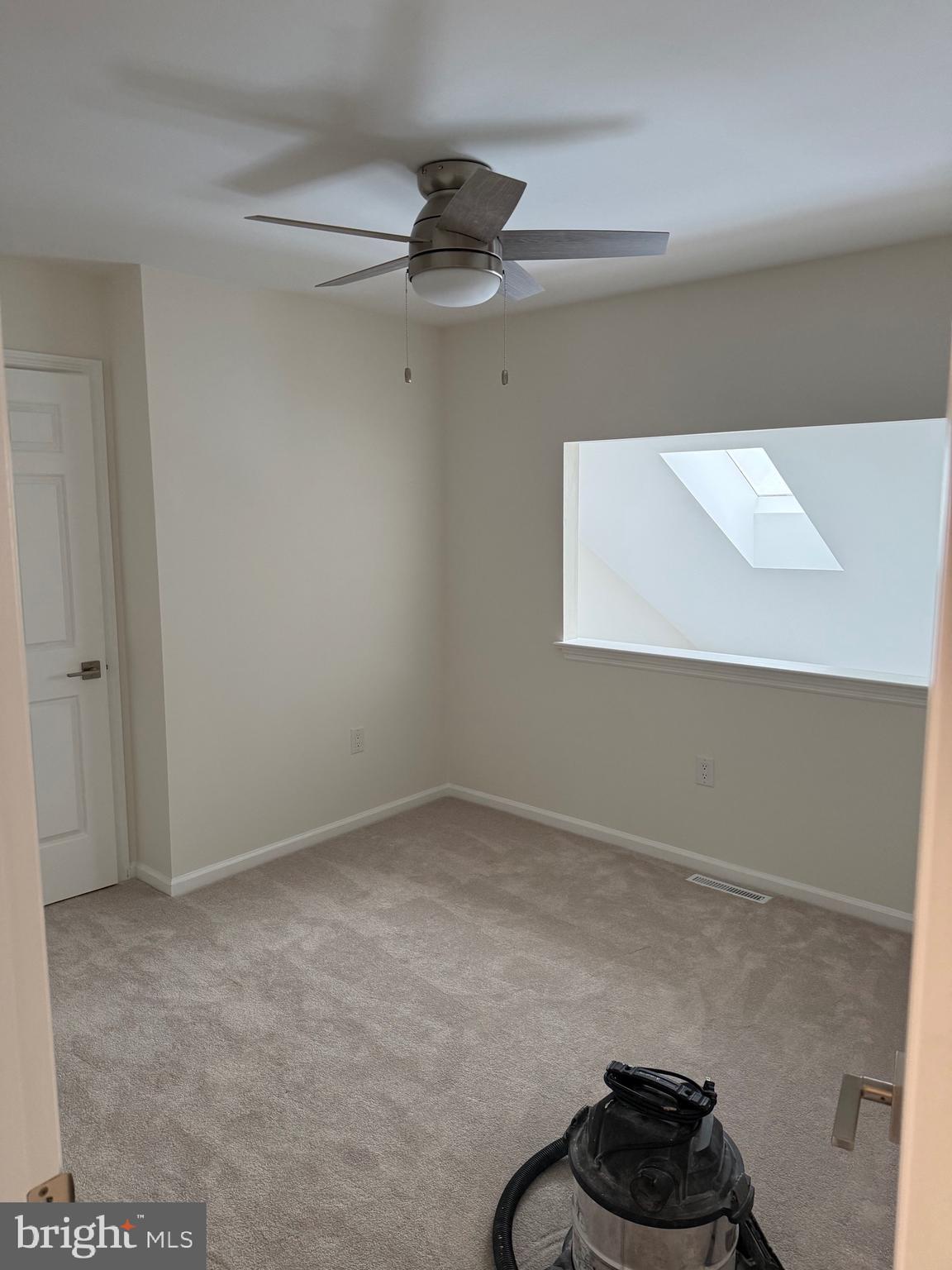 806 Lightfoot Drive Lancaster, PA 17602 - Photo 3 of 21 a room with a ceiling fan