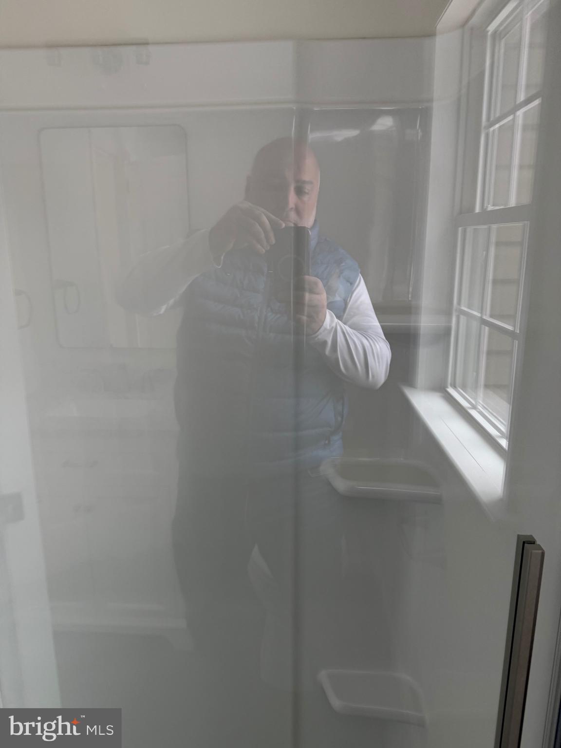 806 Lightfoot Drive Lancaster, PA 17602 - Photo 6 of 21 a bathroom with a shower