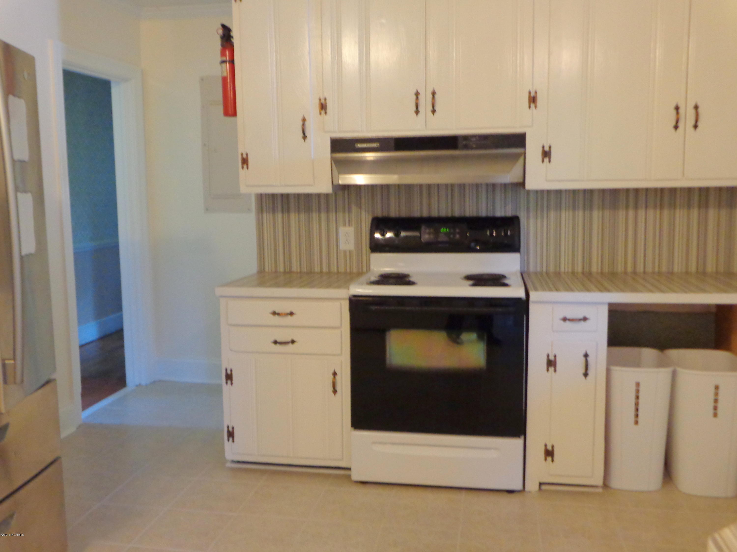 1209 Ruffin Terrace Kinston, NC 28504 - Photo 12 of 29 DSC05536