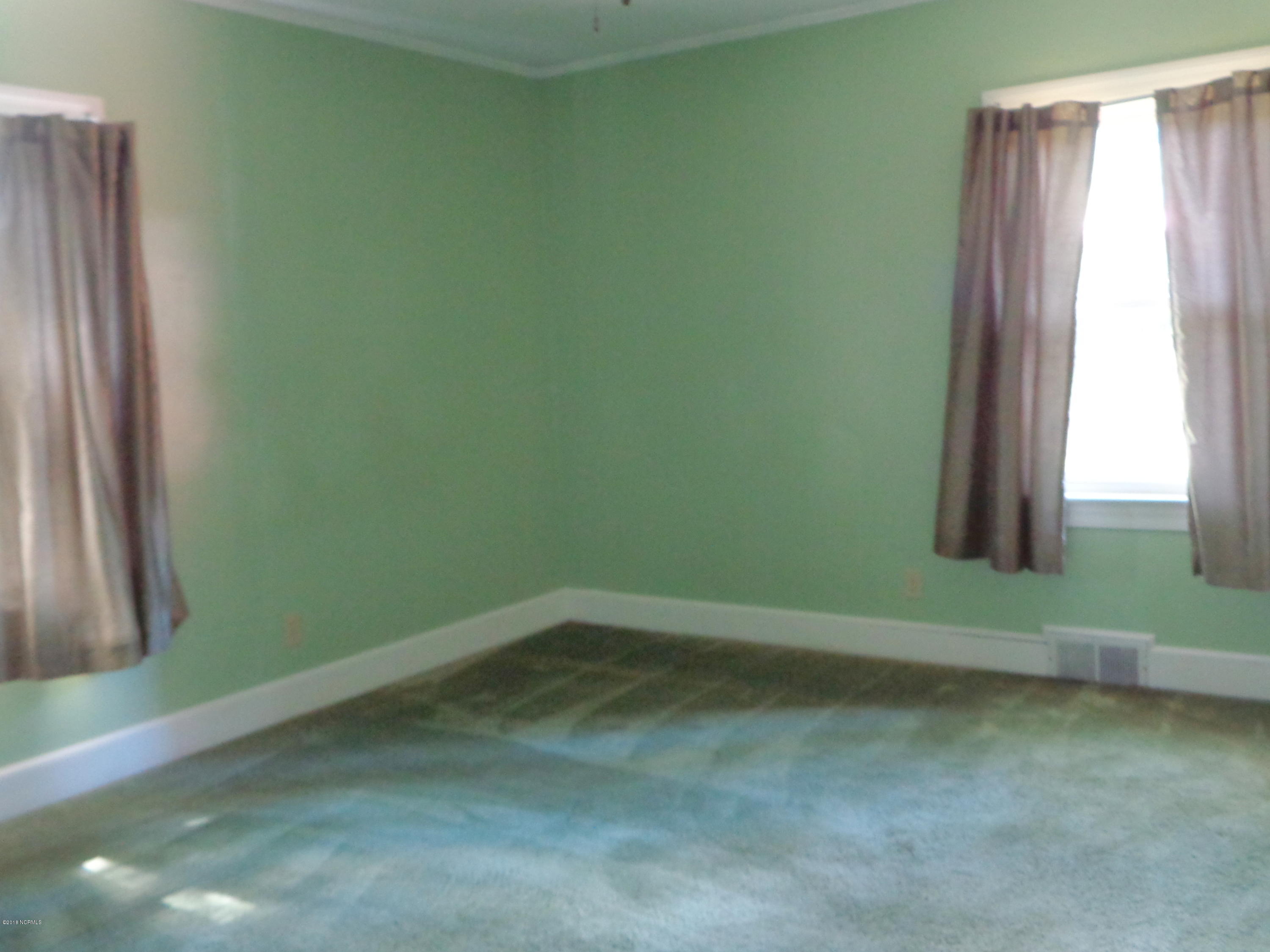 1209 Ruffin Terrace Kinston, NC 28504 - Photo 19 of 29 DSC05530