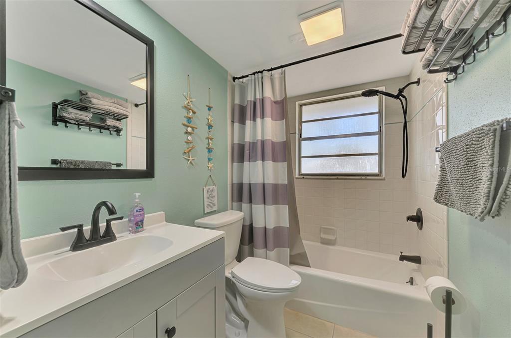 361 Falkland Road Venice, FL 34293 - Photo 28 of 40