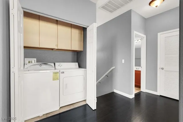 $1,805 | 9303 Gilcrease Avenue, Unit 1051, Las Vegas, NV 89149