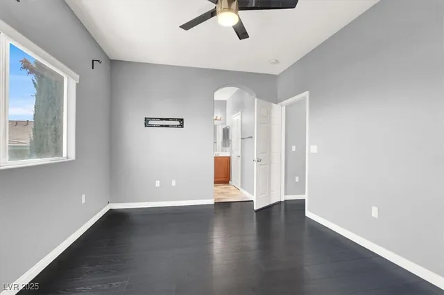 $1,805 | 9303 Gilcrease Avenue, Unit 1051, Las Vegas, NV 89149