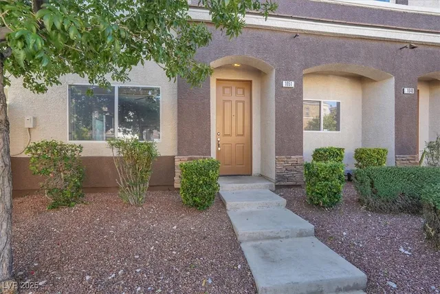 $1,805 | 9303 Gilcrease Avenue, Unit 1051, Las Vegas, NV 89149