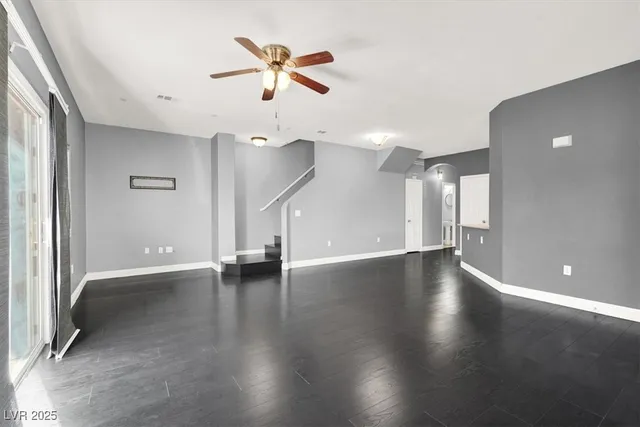 $1,805 | 9303 Gilcrease Avenue, Unit 1051, Las Vegas, NV 89149