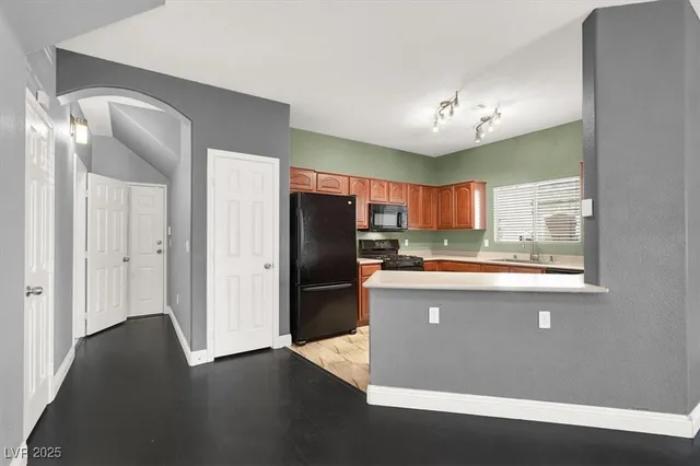 $1,805 | 9303 Gilcrease Avenue, Unit 1051, Las Vegas, NV 89149