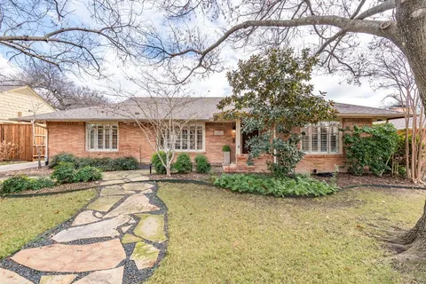 $829,000 | 5322 Ridgelawn Drive, Dallas, TX 75214