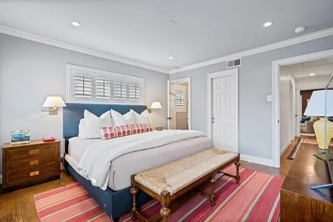 $829,000 | 5322 Ridgelawn Drive, Dallas, TX 75214