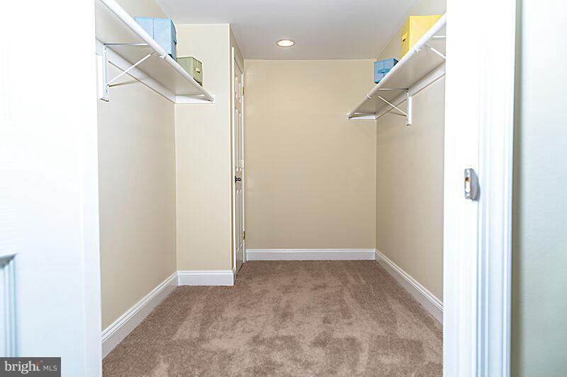 4220 Granby Road Woodbridge, VA 22193 - Photo 18 of 30 a view of hallway with white walls