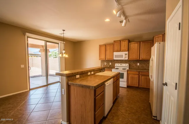 $1,900 | 14568 West Sierra Street, Surprise, AZ 85379